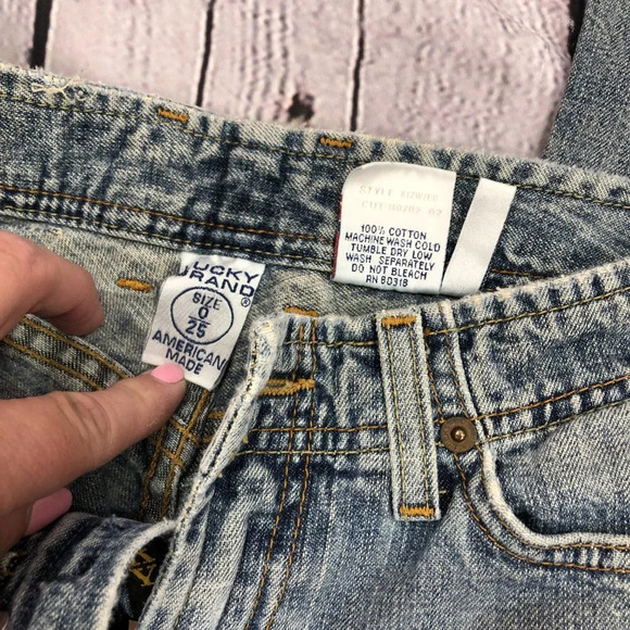 Lucky Brand wonder jean size 0 25 regular legnth - Picture 2 of 8